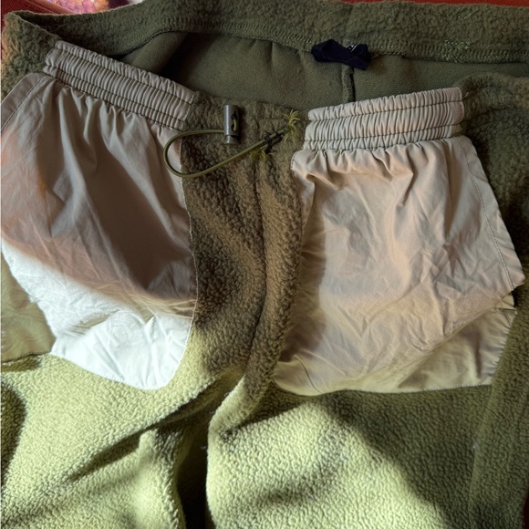 Pacsun green fleece sweatpants - Picture 2 of 5